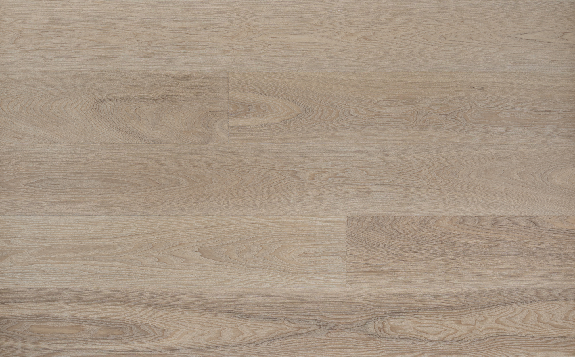 Паркетная доска AmberWood Классика Ясень Ваниль Рустик браш, лак 1860х189х14 мм (2,812 м2/упак)